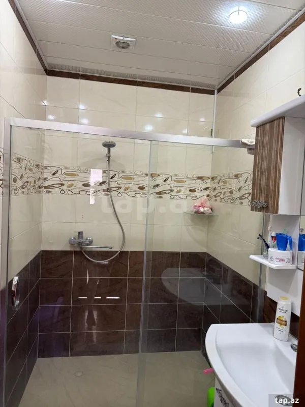 Satılır 3 otaqlı yeni tikili 110 m²