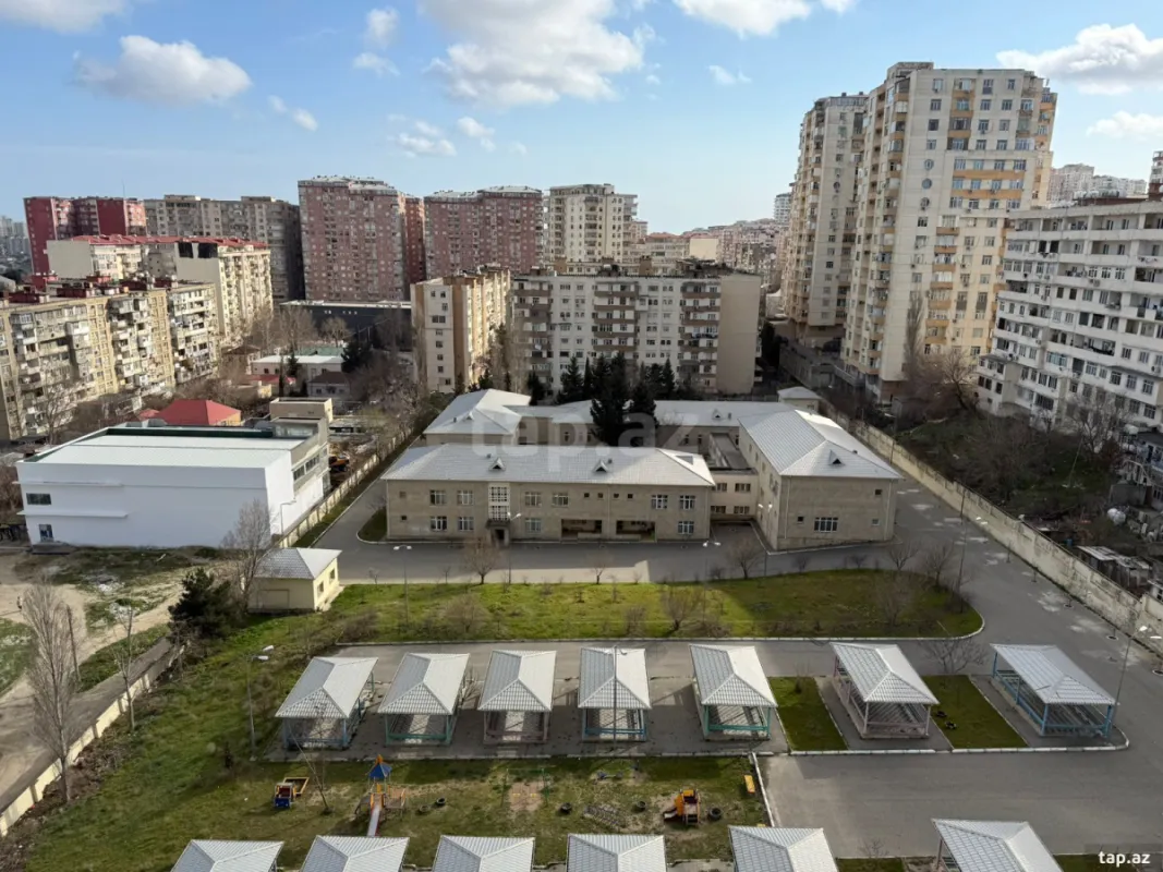 Satılır 3 otaqlı yeni tikili 110 m²