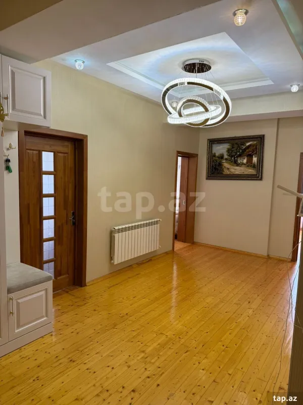 Satılır 3 otaqlı yeni tikili 110 m²