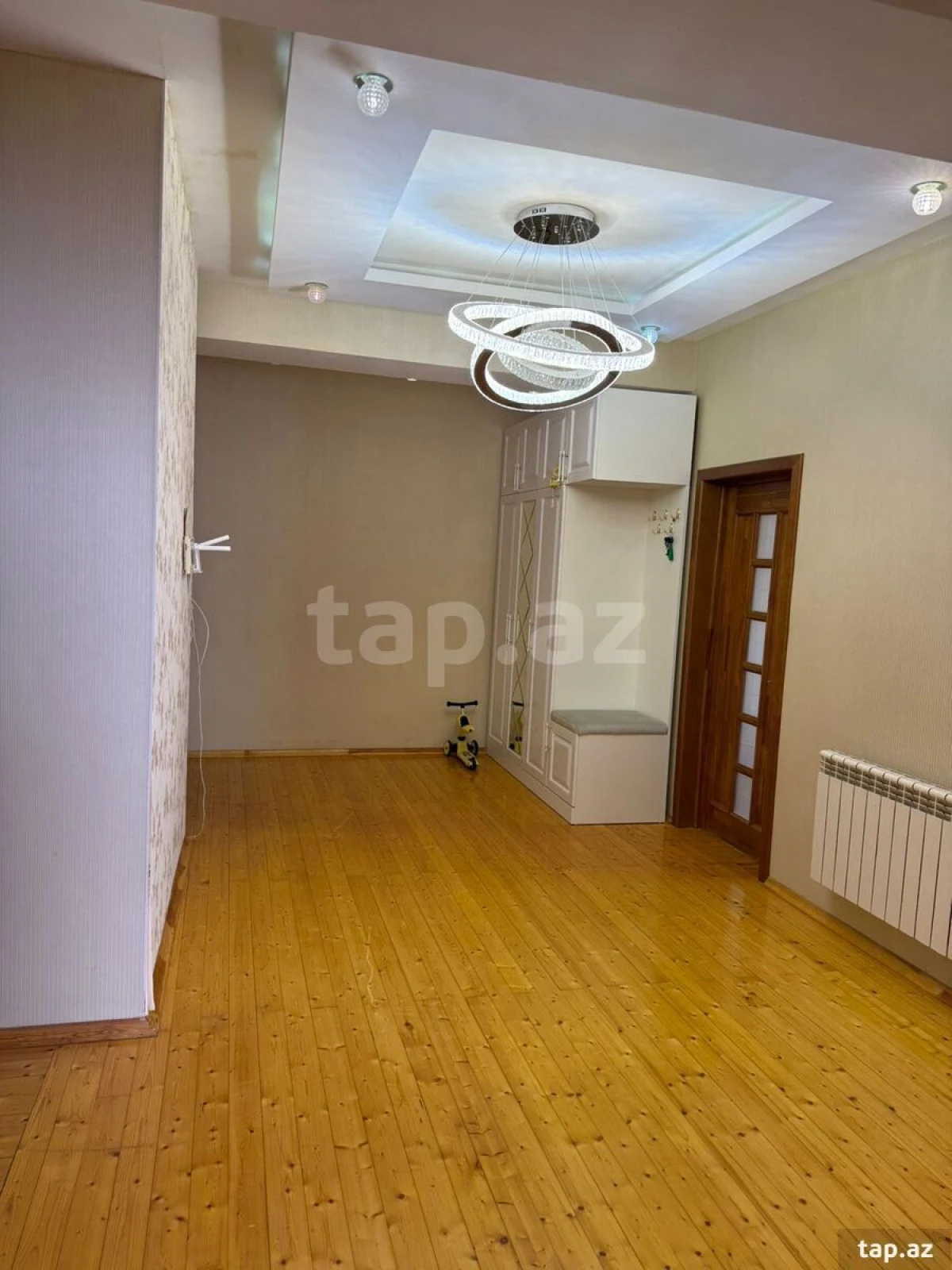 Satılır 3 otaqlı yeni tikili 110 m²