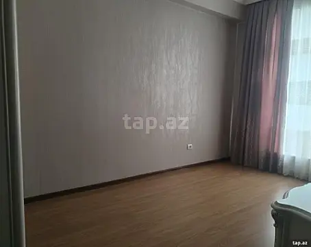 Satılır 3 otaqlı yeni tikili 80 m²