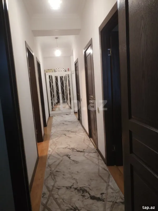Satılır 3 otaqlı yeni tikili 80 m²