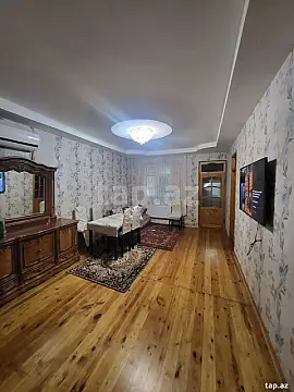 Satılır 4 otaqlı həyət evi