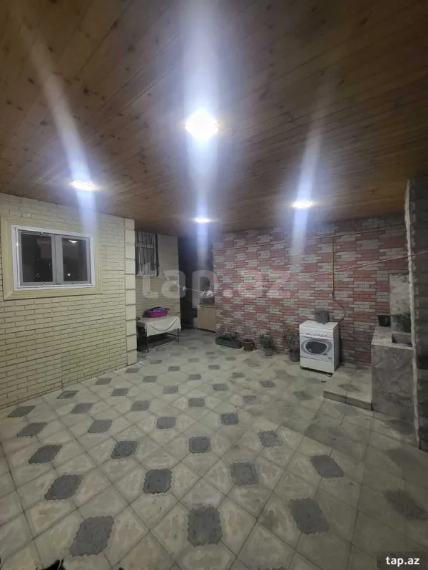 Satılır 4 otaqlı həyət evi