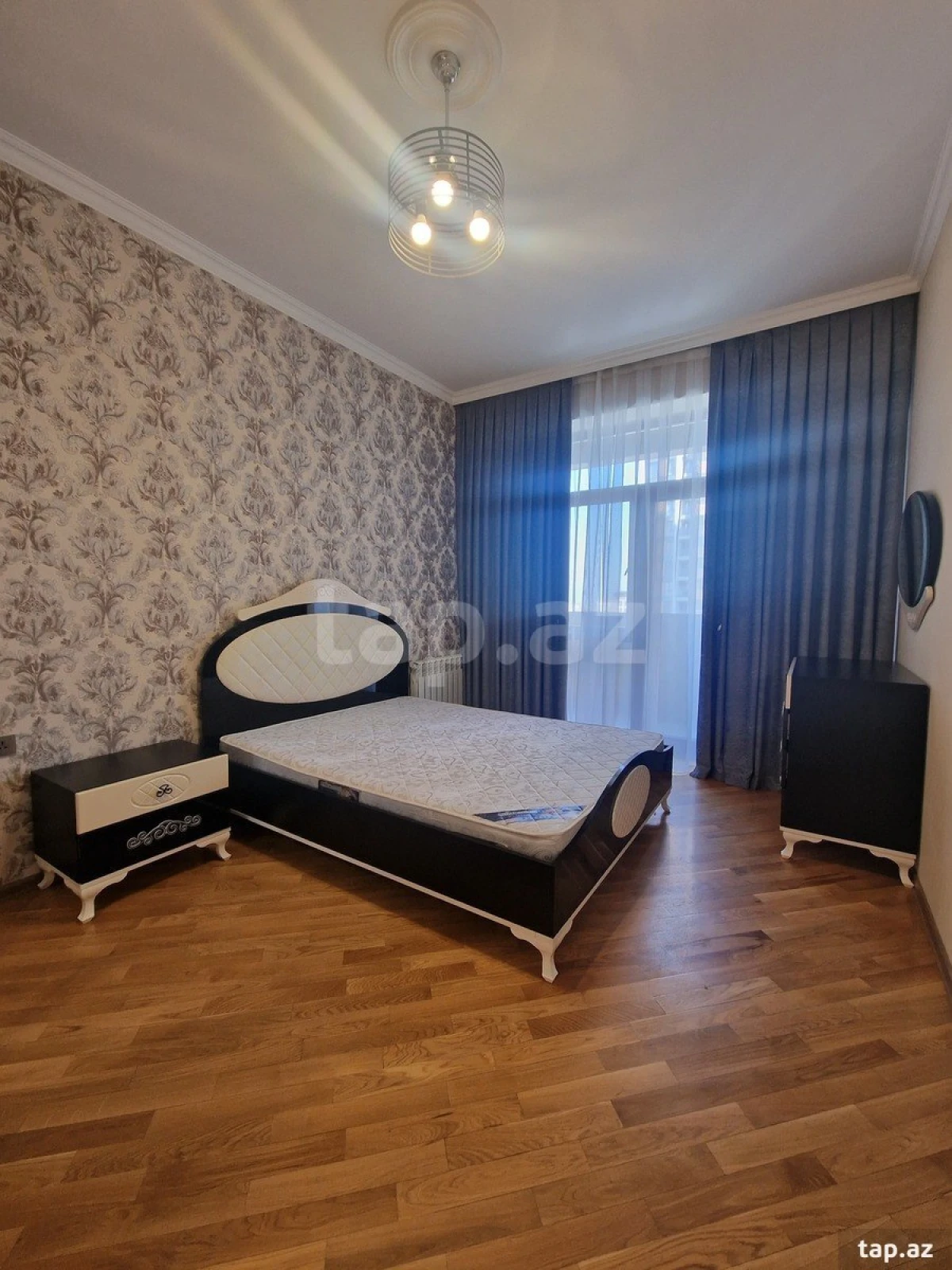 Satılır 2 otaqlı yeni tikili 90 m²