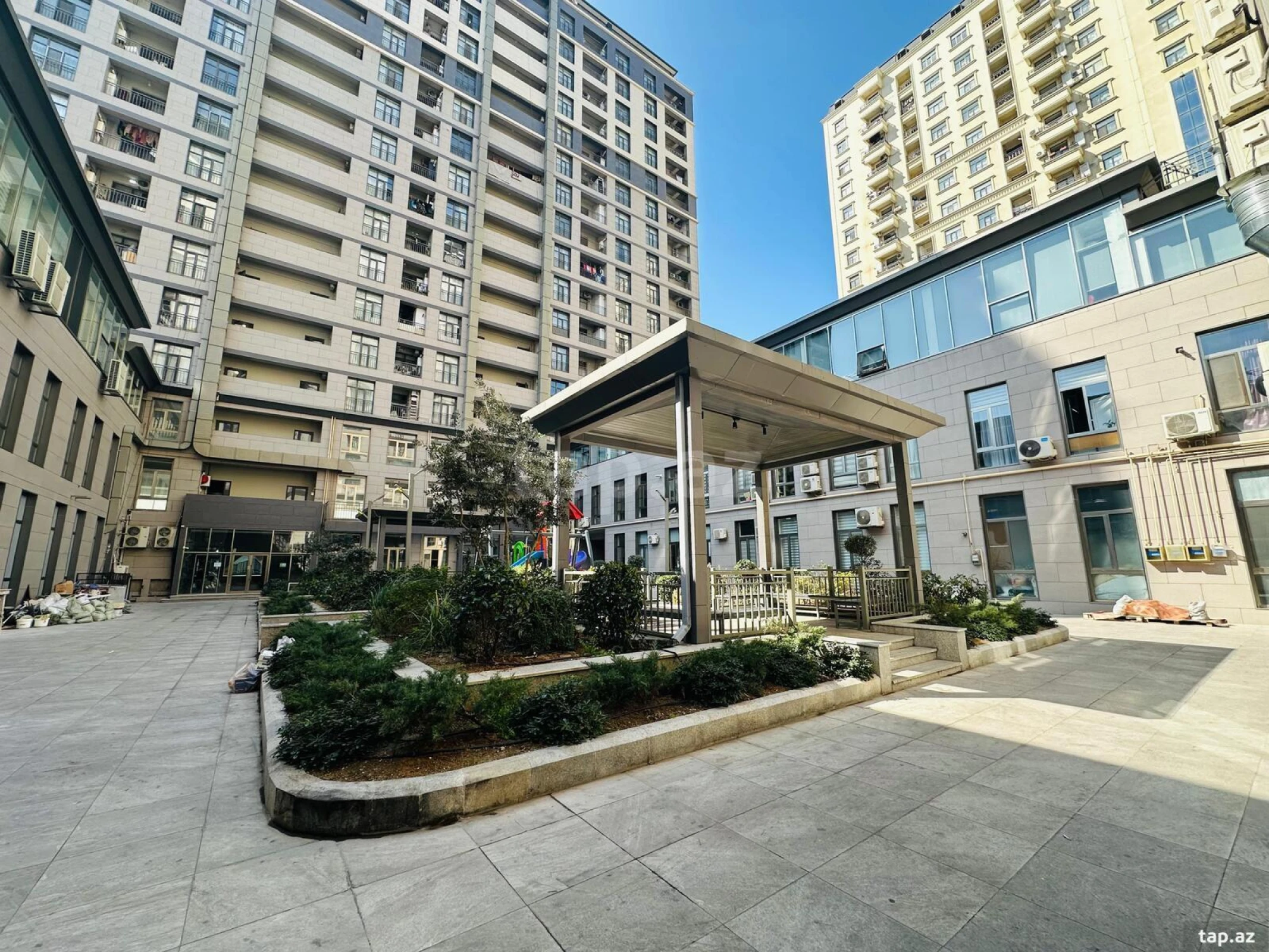 Satılır 2 otaqlı yeni tikili 56 m²