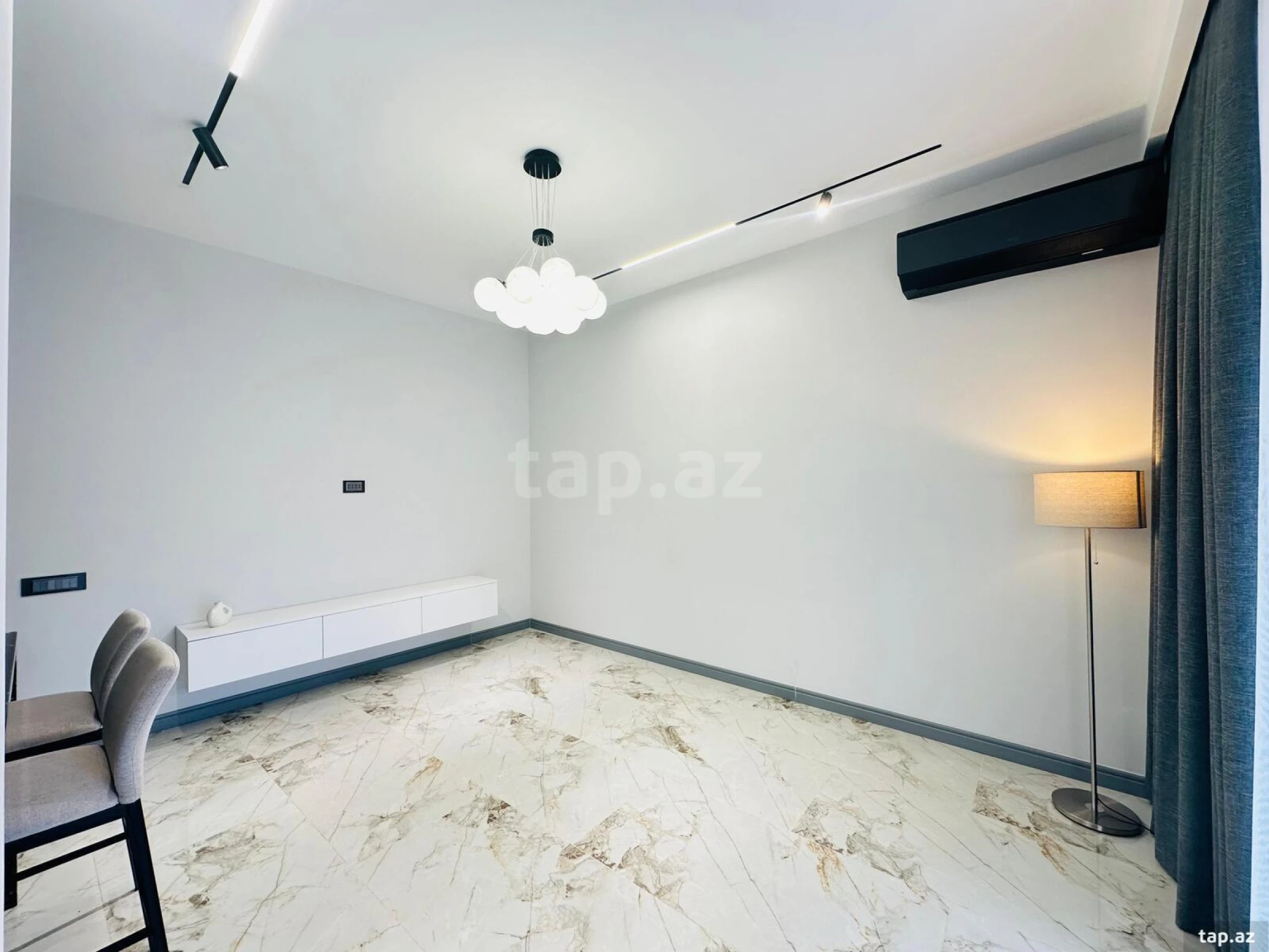 Satılır 2 otaqlı yeni tikili 56 m²