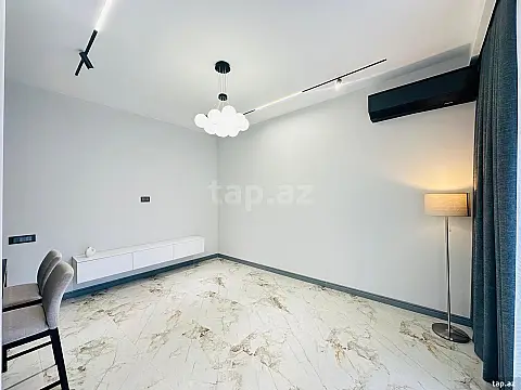 Satılır 2 otaqlı yeni tikili 56 m²