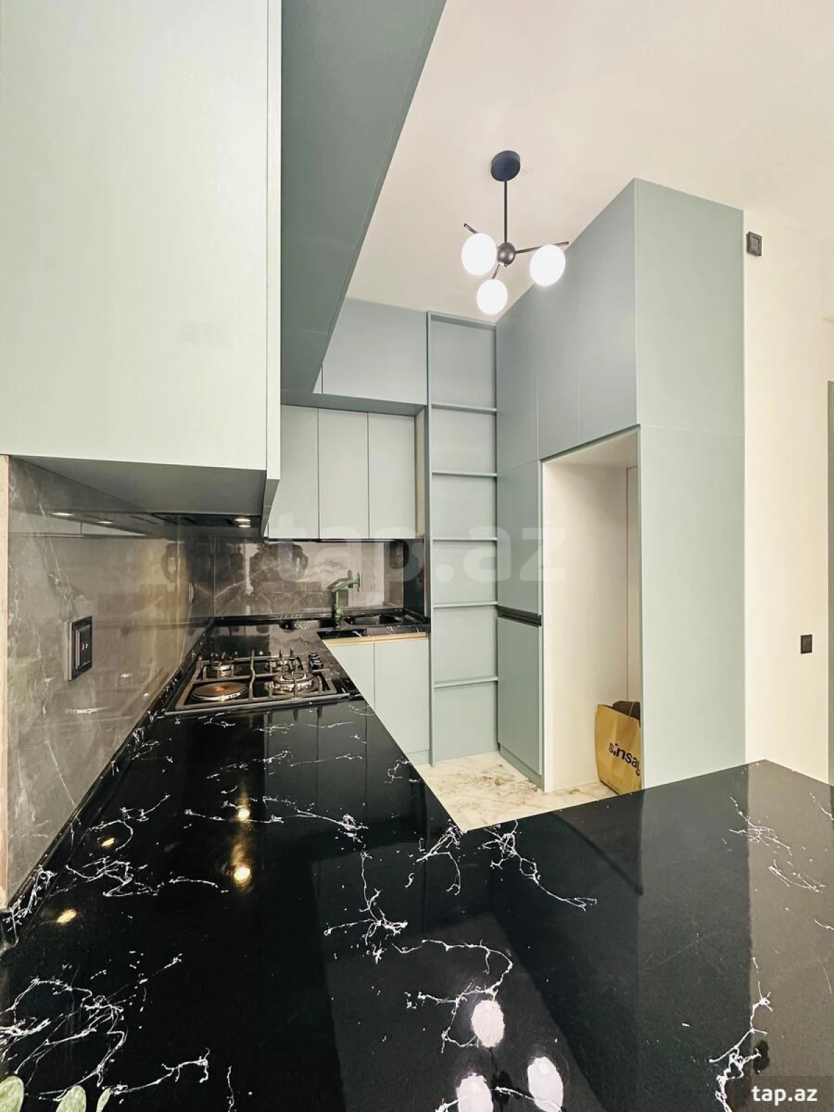 Satılır 2 otaqlı yeni tikili 56 m²