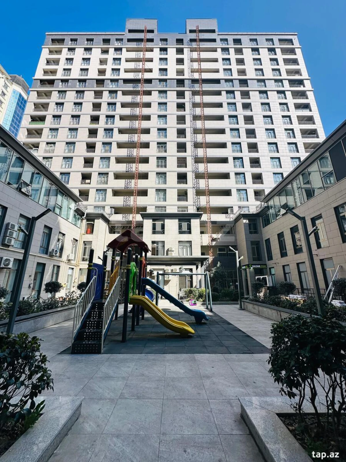 Satılır 2 otaqlı yeni tikili 56 m²