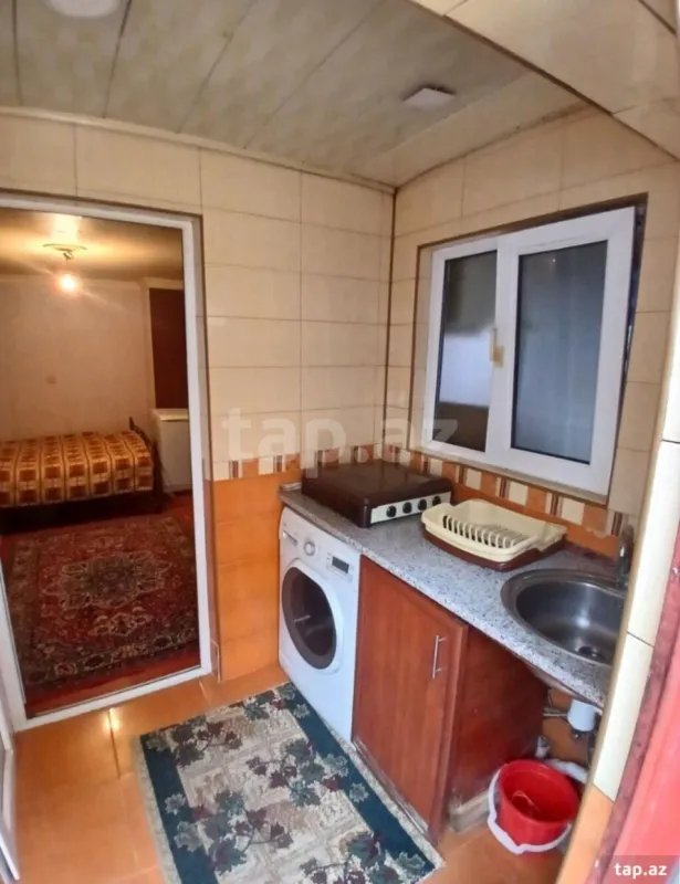 Kirayə verilir 1 otaqlı həyət evi