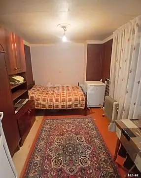 Kirayə verilir 1 otaqlı həyət evi