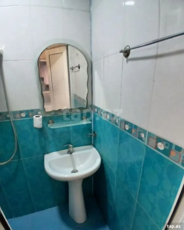 Kirayə verilir 1 otaqlı həyət evi