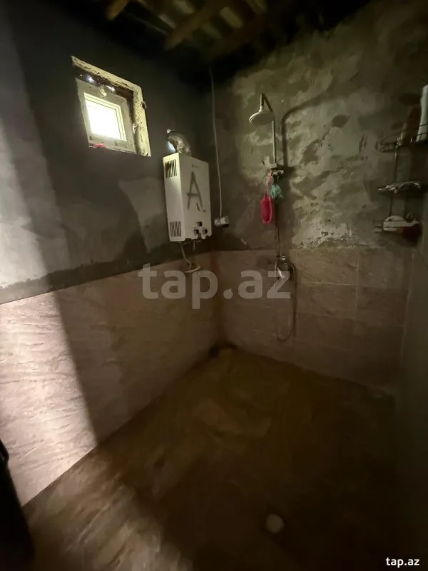 Satılır 3 otaqlı həyət evi