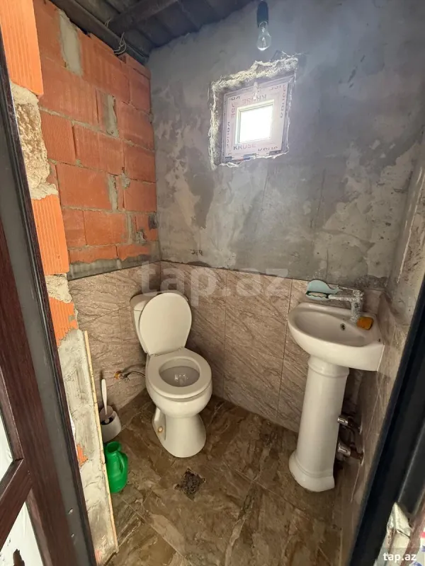 Satılır 3 otaqlı həyət evi