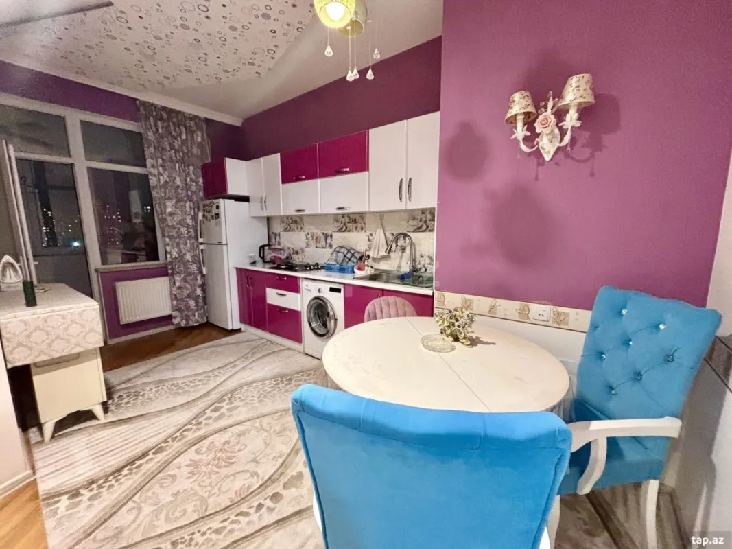 Kirayə verilir 2 otaqlı yeni tikili 70 m²