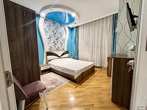 Kirayə verilir 2 otaqlı yeni tikili 70 m²