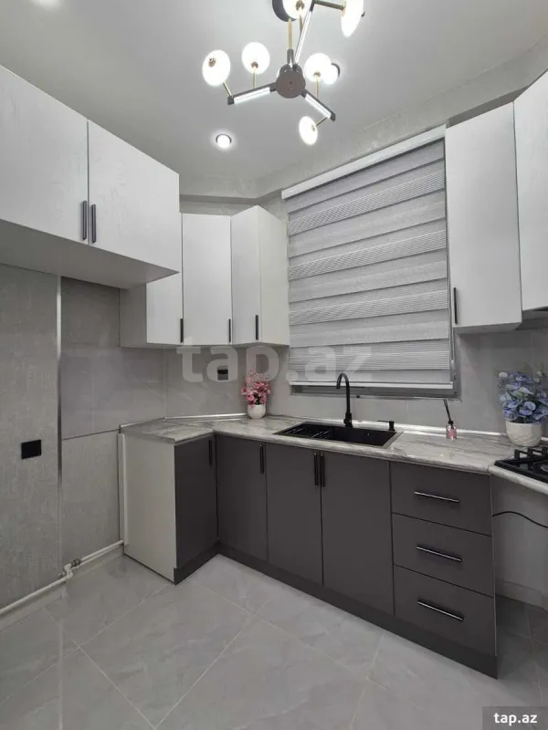 Satılır 2 otaqlı yeni tikili 50 m²