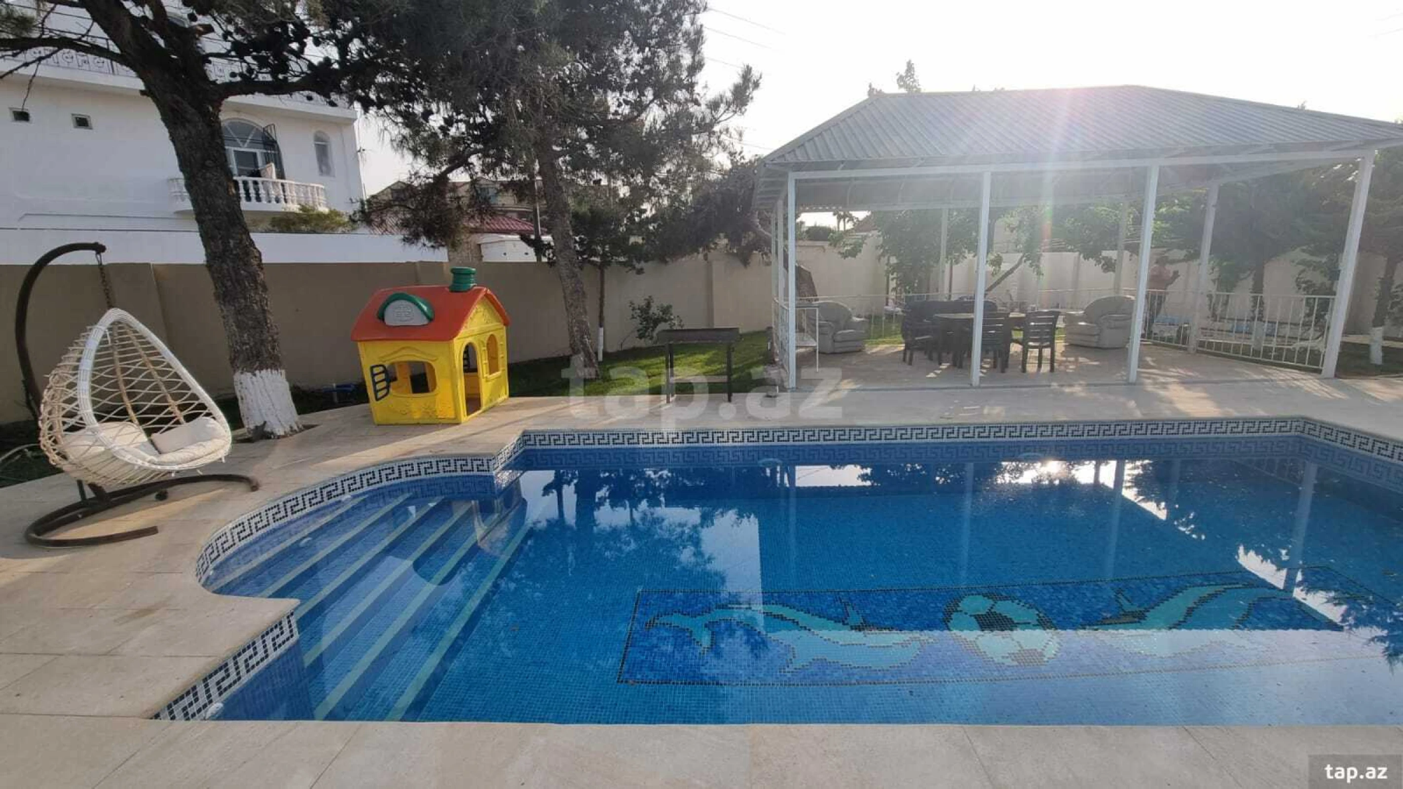 Kirayə verilir 4 otaqlı həyət evi