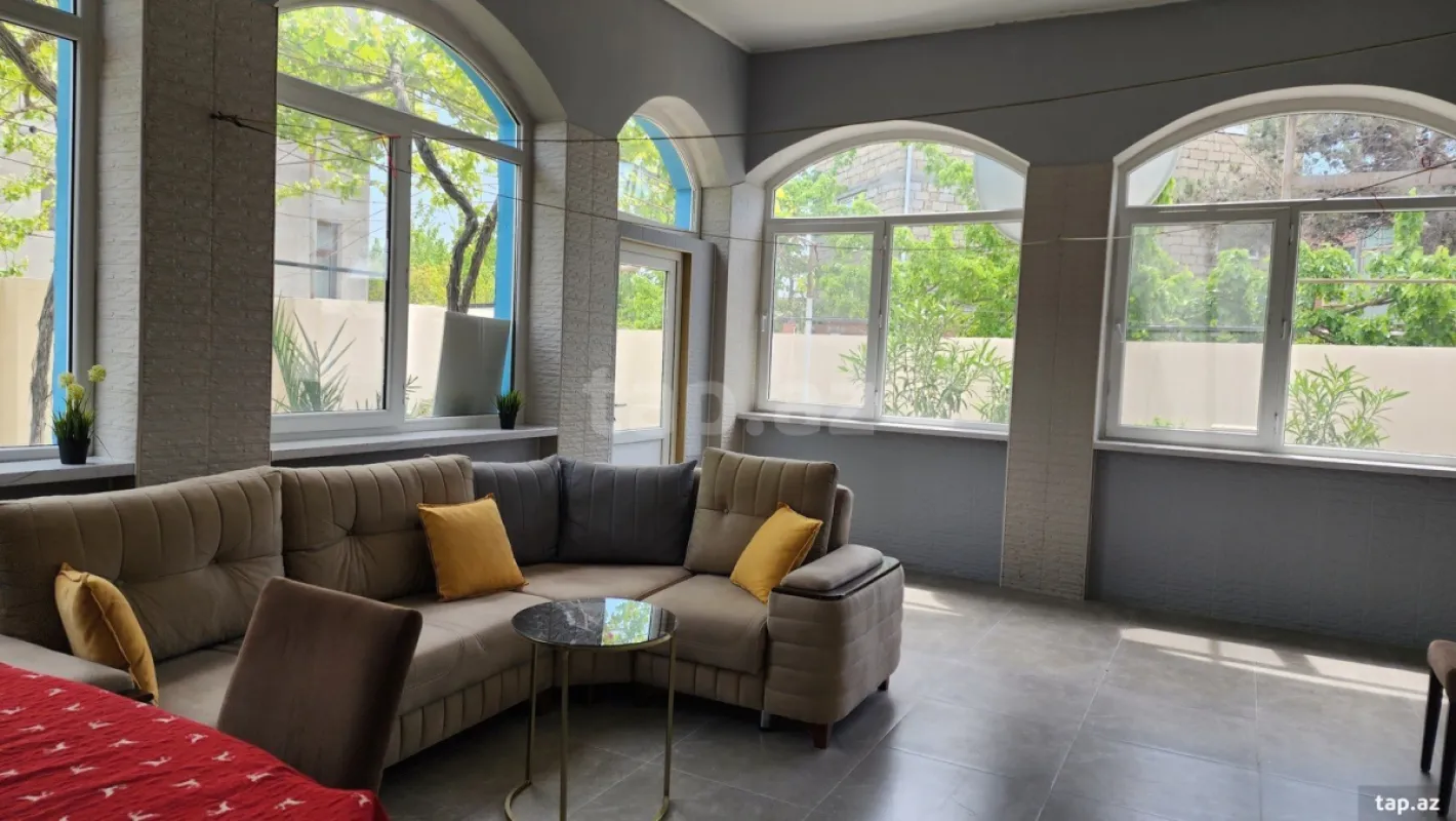 Kirayə verilir 4 otaqlı həyət evi