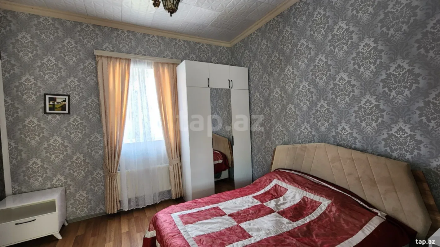 Kirayə verilir 4 otaqlı həyət evi