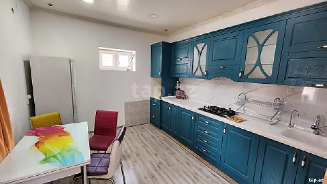 Kirayə verilir 4 otaqlı həyət evi