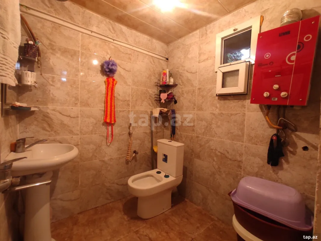 Satılır 3 otaqlı həyət evi