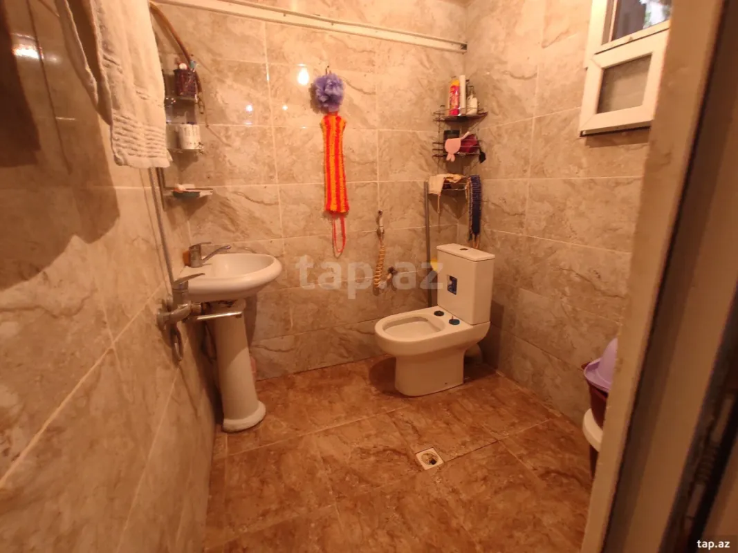 Satılır 3 otaqlı həyət evi