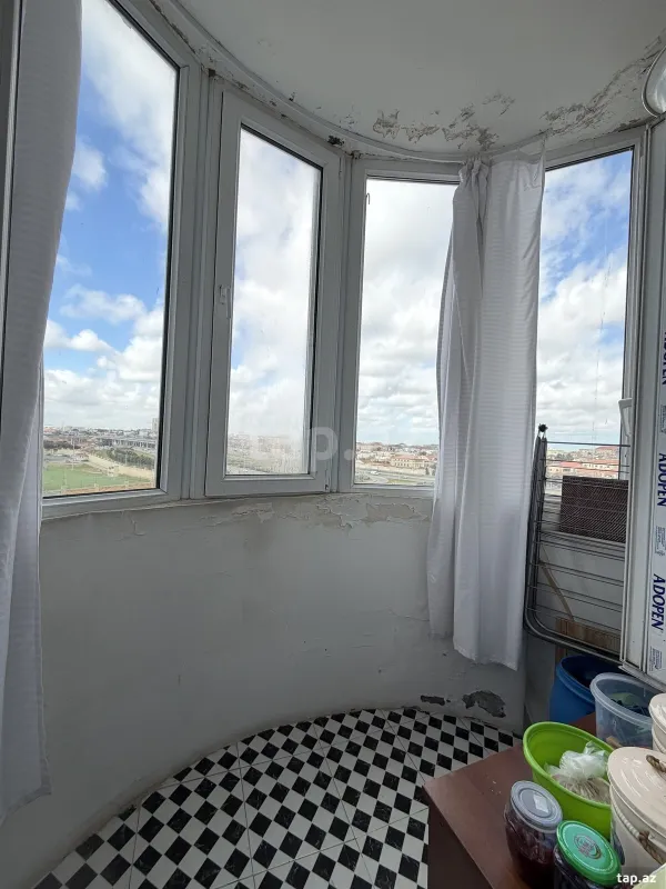 Satılır 2 otaqlı yeni tikili 82 m²