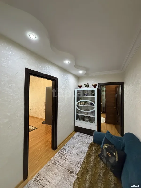 Satılır 2 otaqlı yeni tikili 82 m²