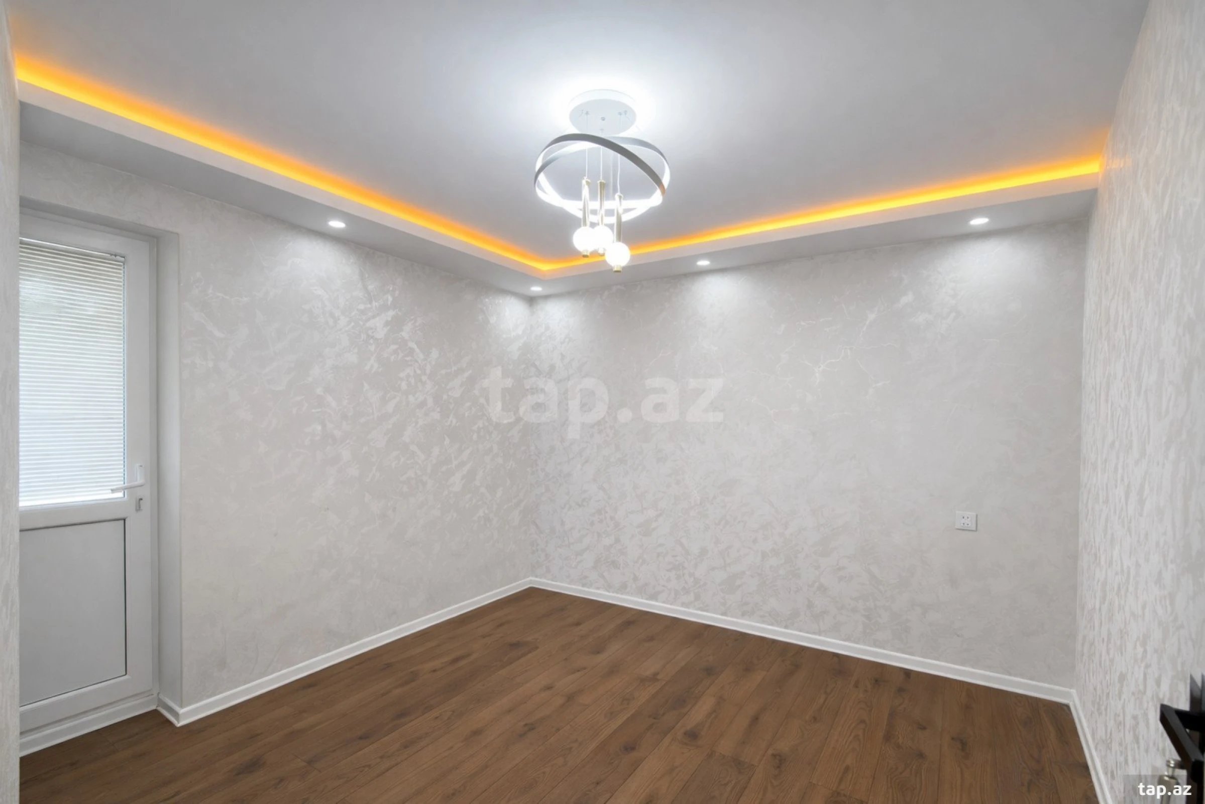 Satılır 3 otaqlı mənzil 60 m²