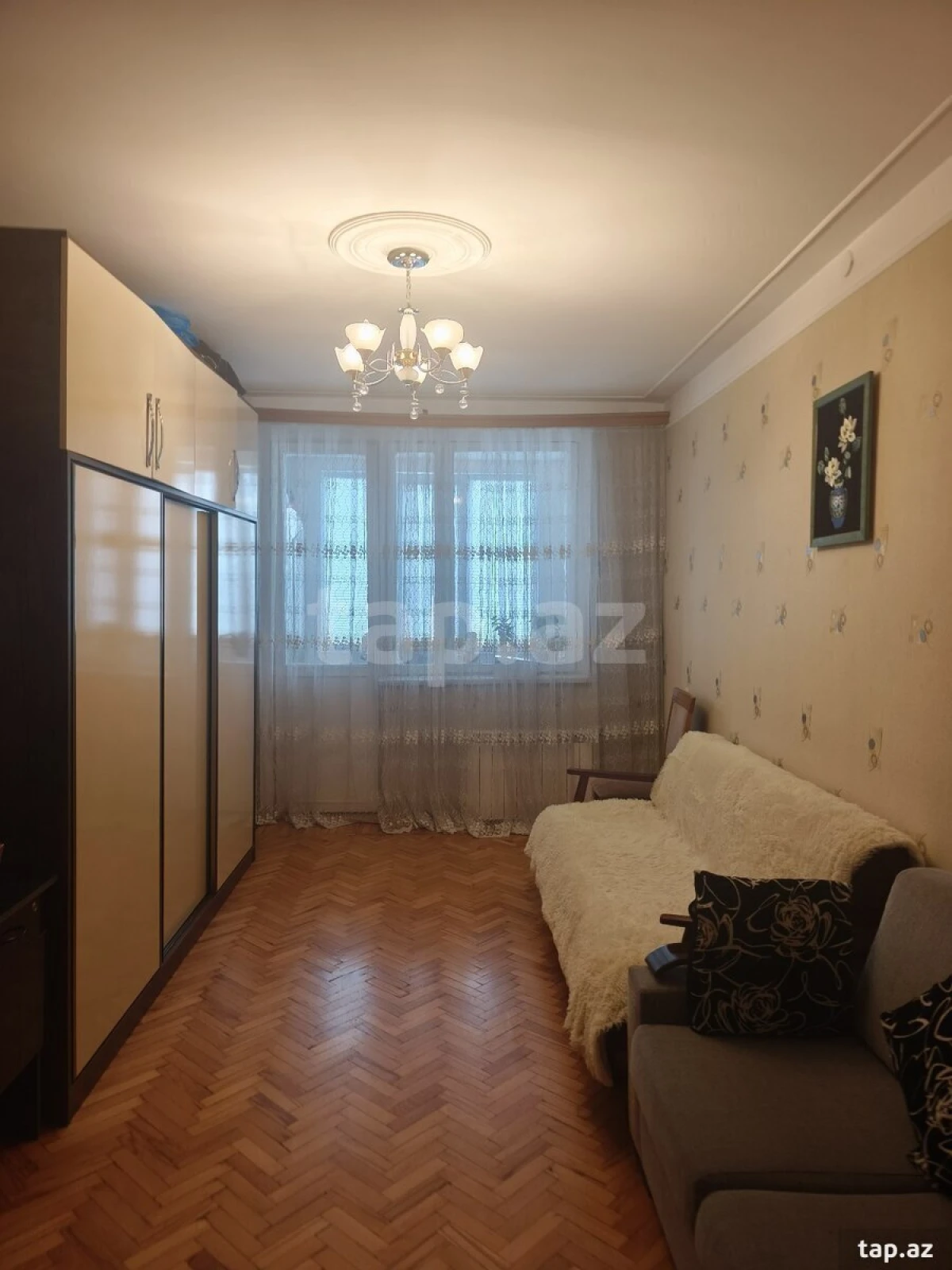 Satılır 3 otaqlı mənzil 91.4 m²