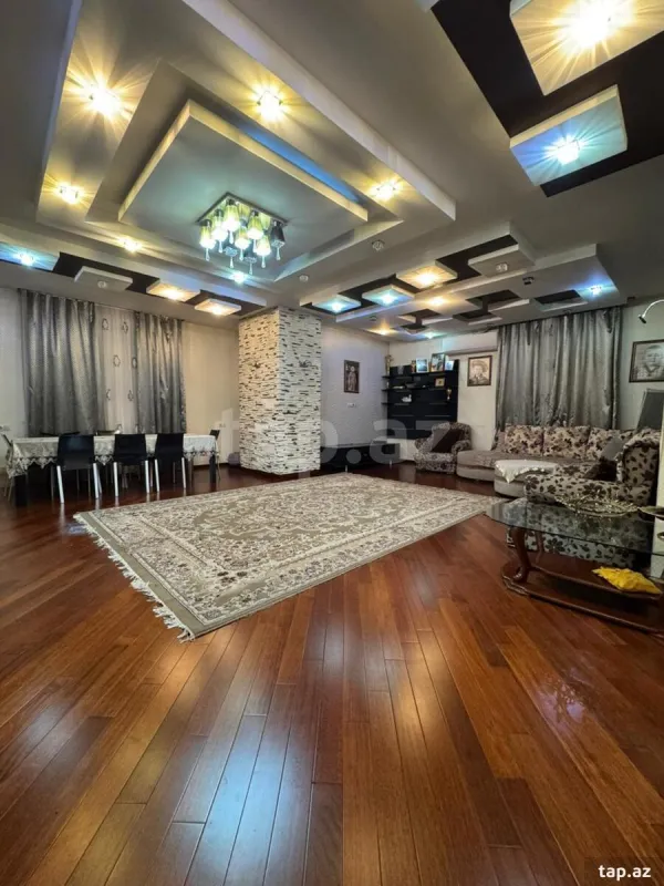 Satılır 4 otaqlı yeni tikili 187 m²