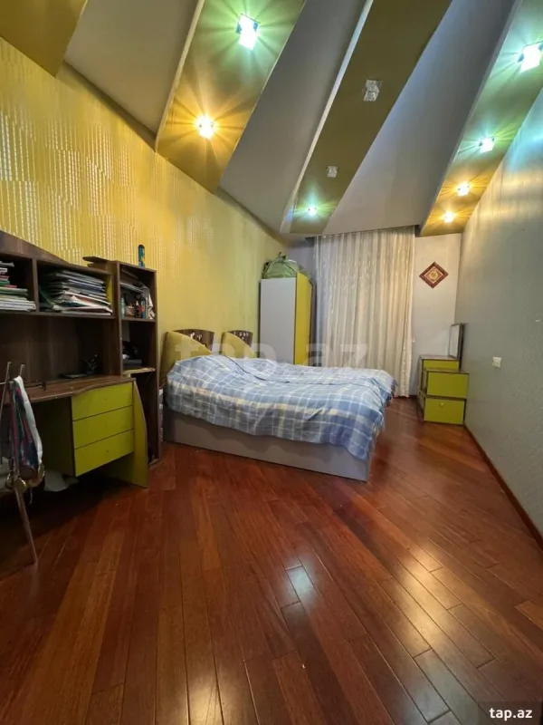 Satılır 4 otaqlı yeni tikili 187 m²