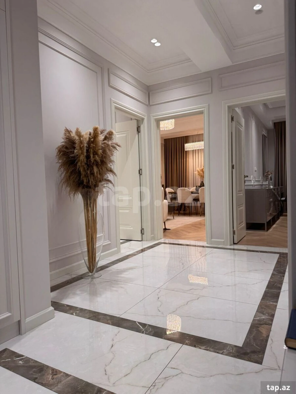 Kirayə verilir 2 otaqlı yeni tikili 80 m²