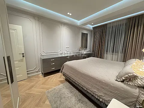 Kirayə verilir 2 otaqlı yeni tikili 80 m²