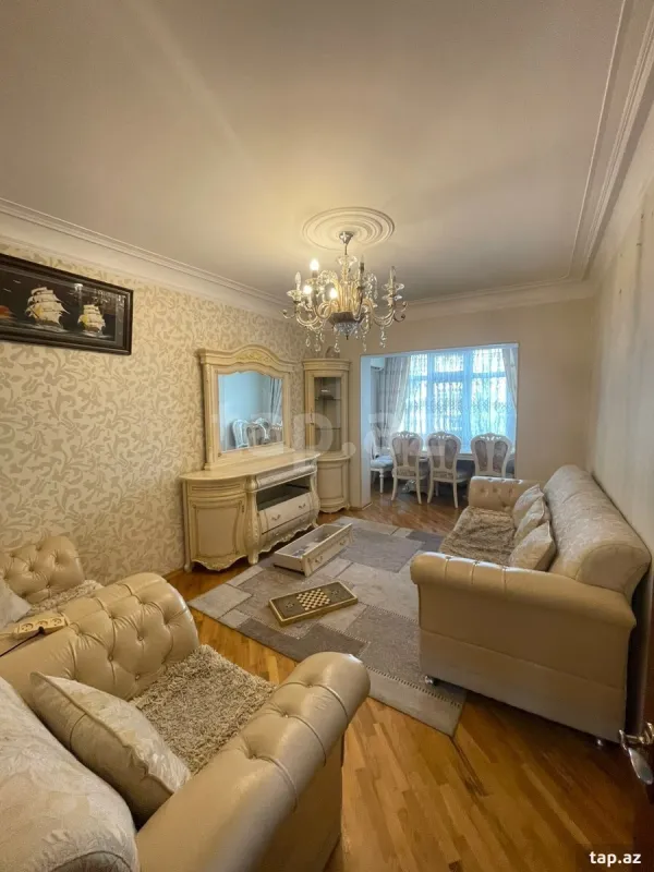 Kirayə verilir 2 otaqlı mənzil 65 m²