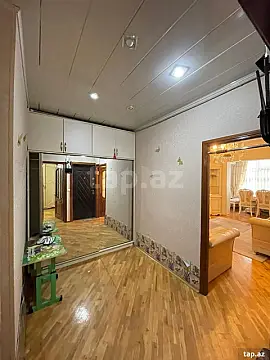 Kirayə verilir 2 otaqlı mənzil 65 m²