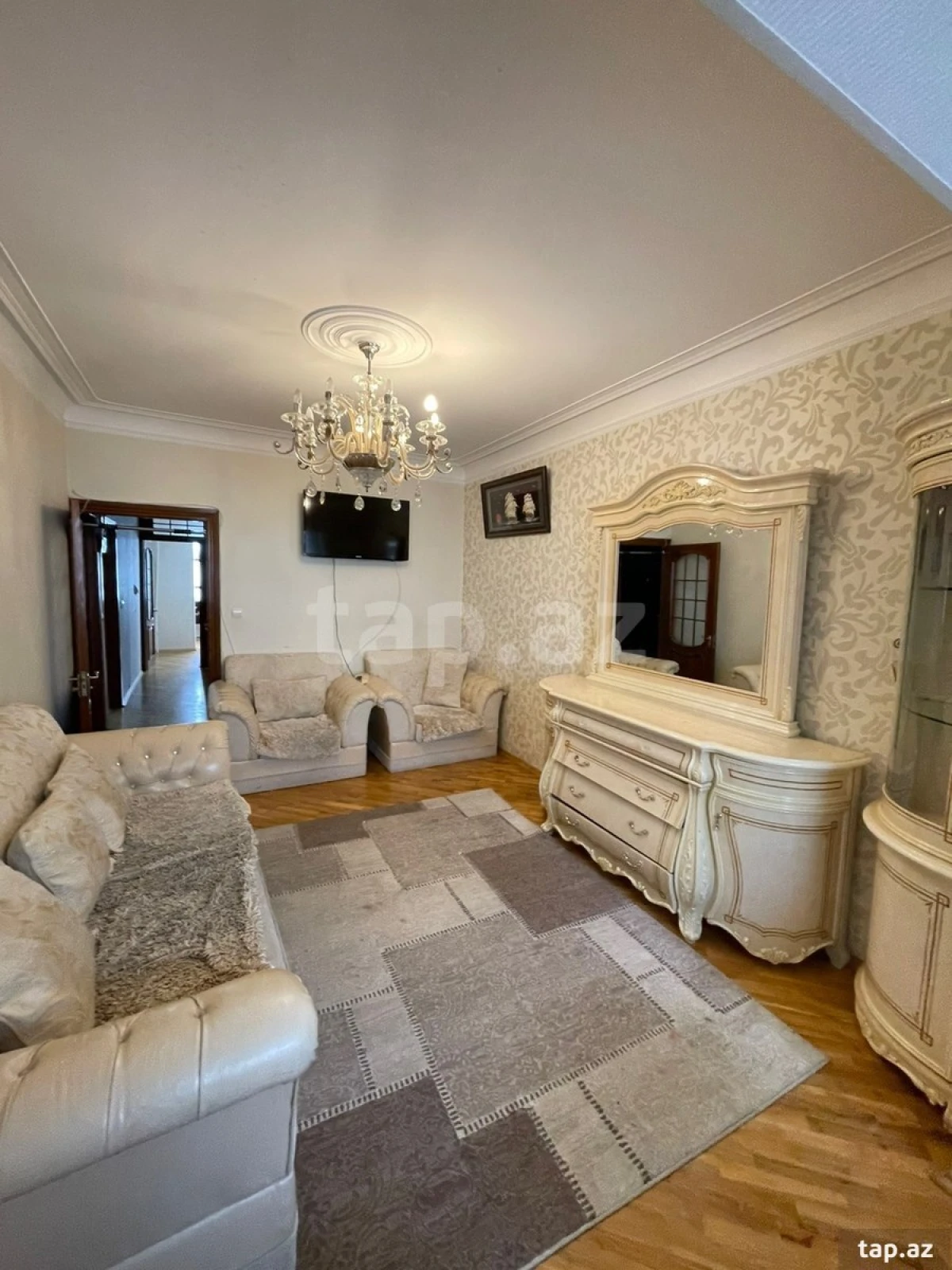 Kirayə verilir 2 otaqlı mənzil 65 m²