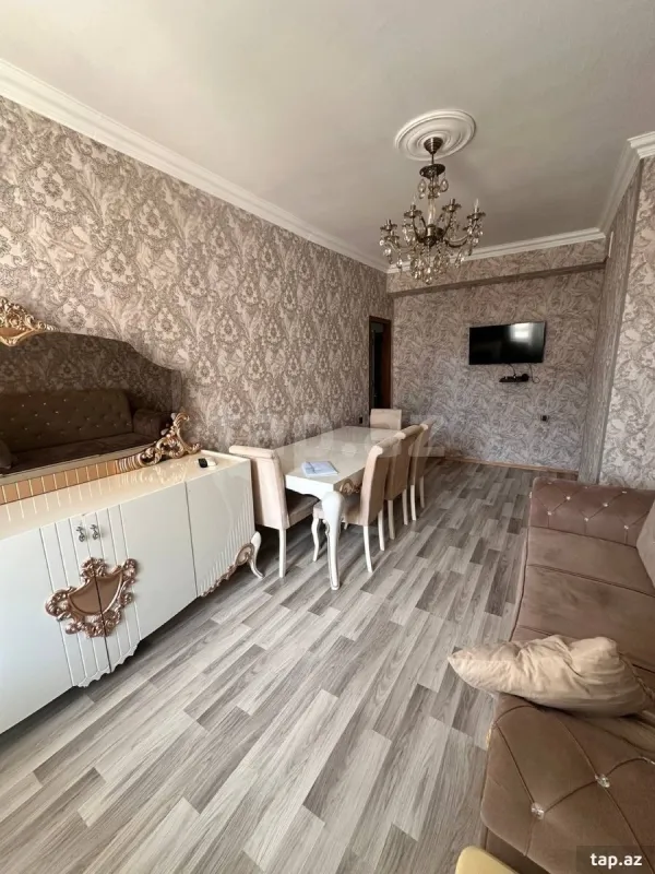 Kirayə verilir 2 otaqlı yeni tikili 70 m²