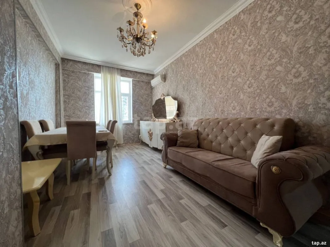 Kirayə verilir 2 otaqlı yeni tikili 70 m²