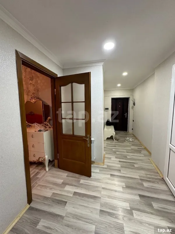 Kirayə verilir 2 otaqlı yeni tikili 70 m²