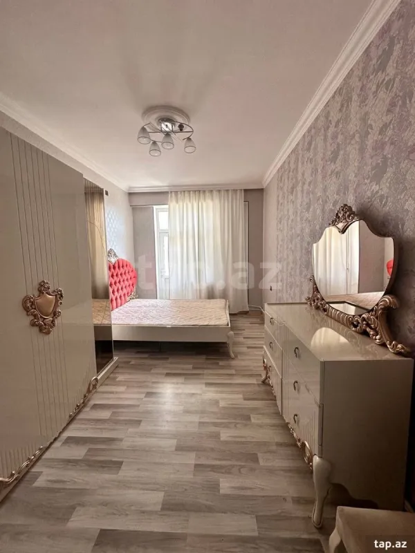 Kirayə verilir 2 otaqlı yeni tikili 70 m²