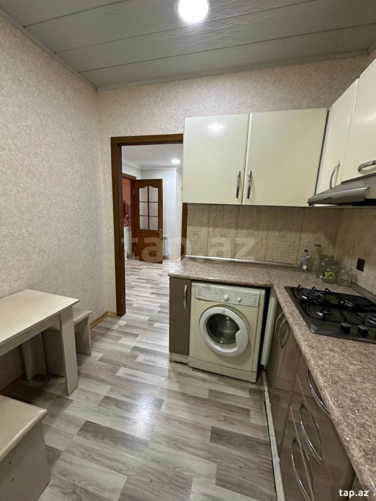 Kirayə verilir 2 otaqlı yeni tikili 70 m²