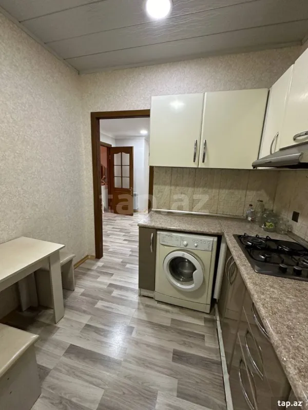 Kirayə verilir 2 otaqlı yeni tikili 70 m²