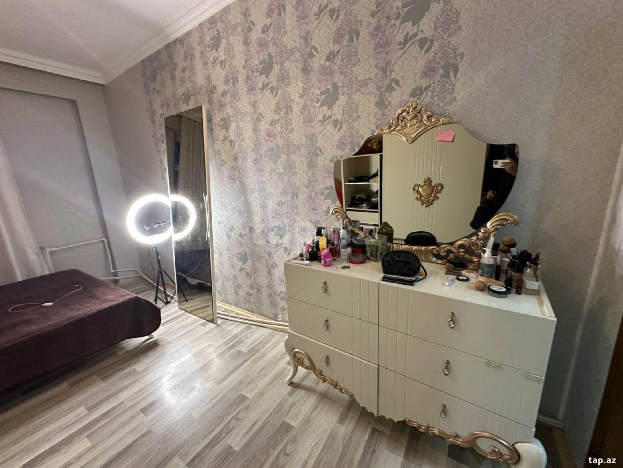 Kirayə verilir 2 otaqlı yeni tikili 70 m²