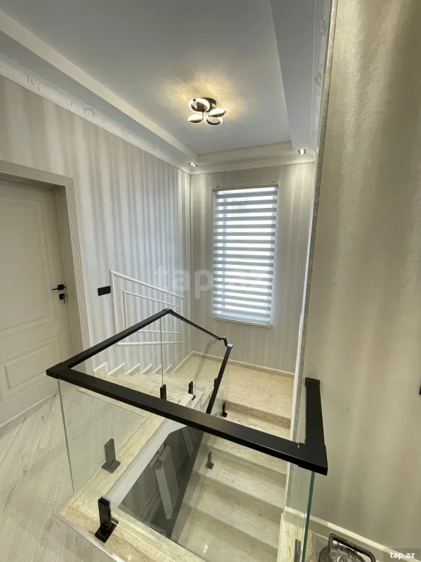 Satılır 5 otaqlı həyət evi