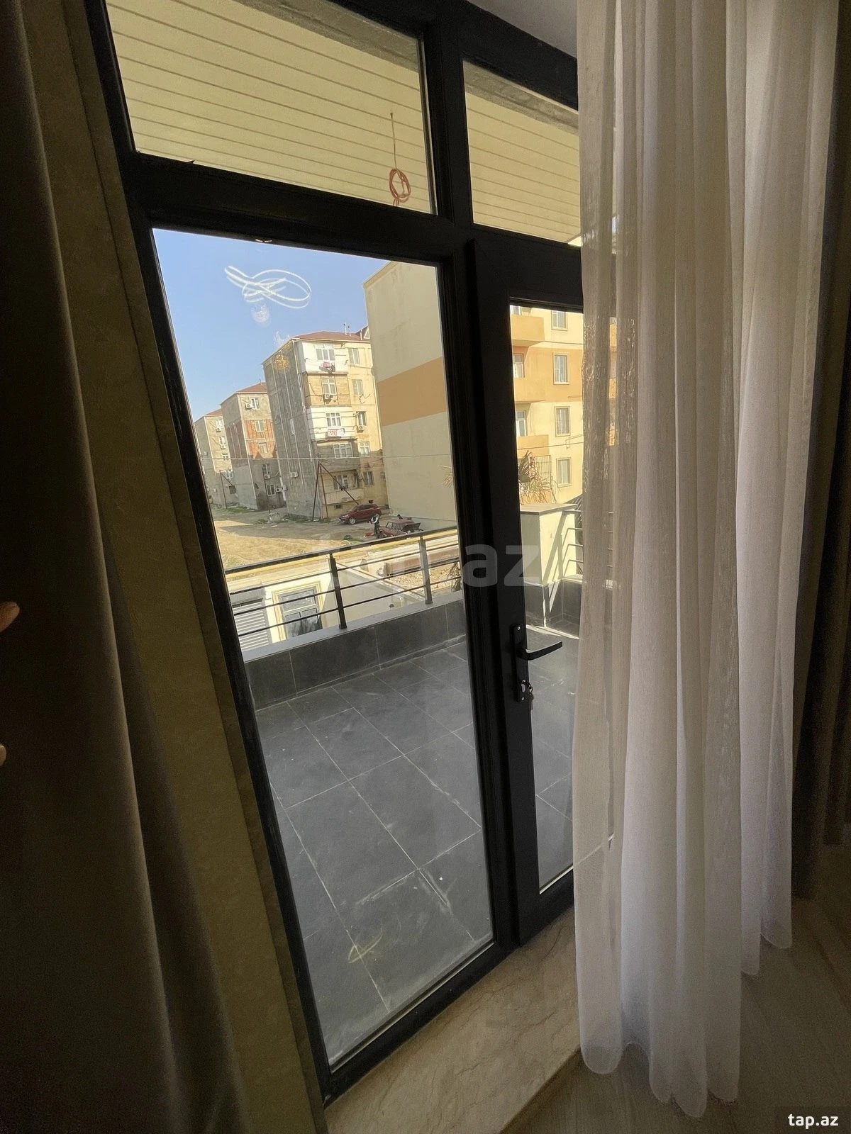 Satılır 5 otaqlı həyət evi