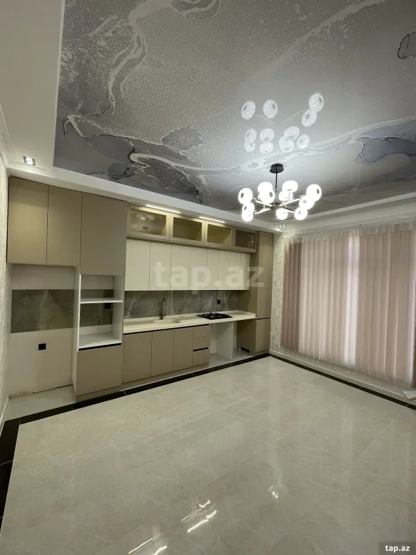 Satılır 5 otaqlı həyət evi