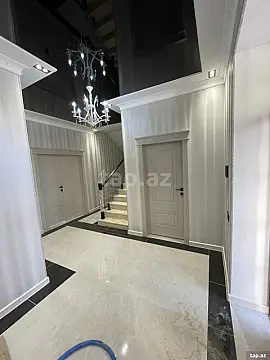 Satılır 5 otaqlı həyət evi